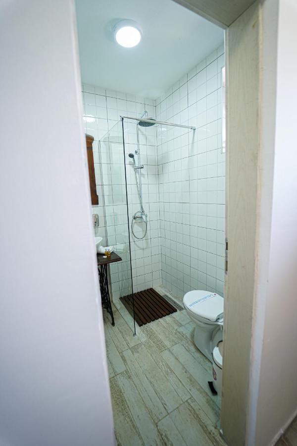 Salas Isailovi Sremska Mitrovica Extérieur photo
