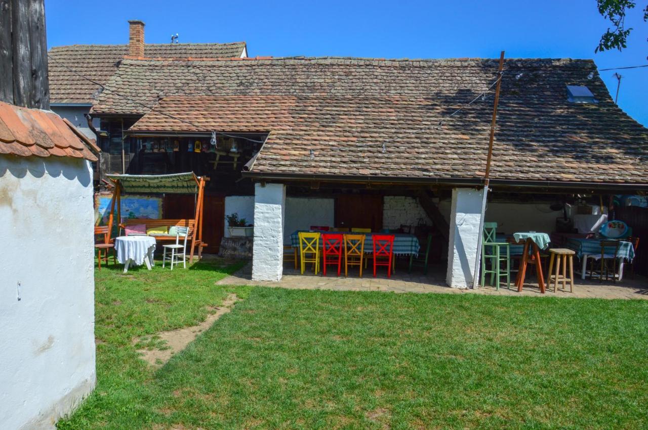 Salas Isailovi Sremska Mitrovica Extérieur photo
